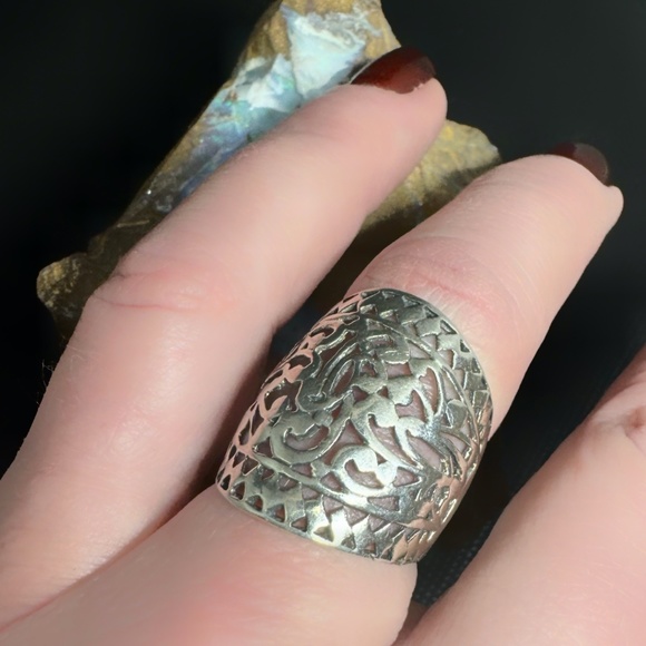 Sterling Silver Celtic Ring - Picture 1 of 5